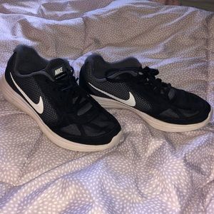 Nike Revolution 3 | Youth